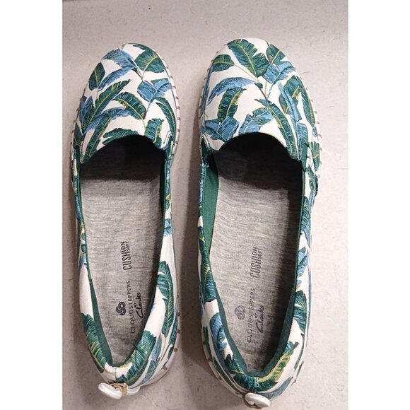 Clarks Women’s Cloudsteppers Step Slip-On Loafer Green Tropical Shoes Size 7W - Picture 1 of 5